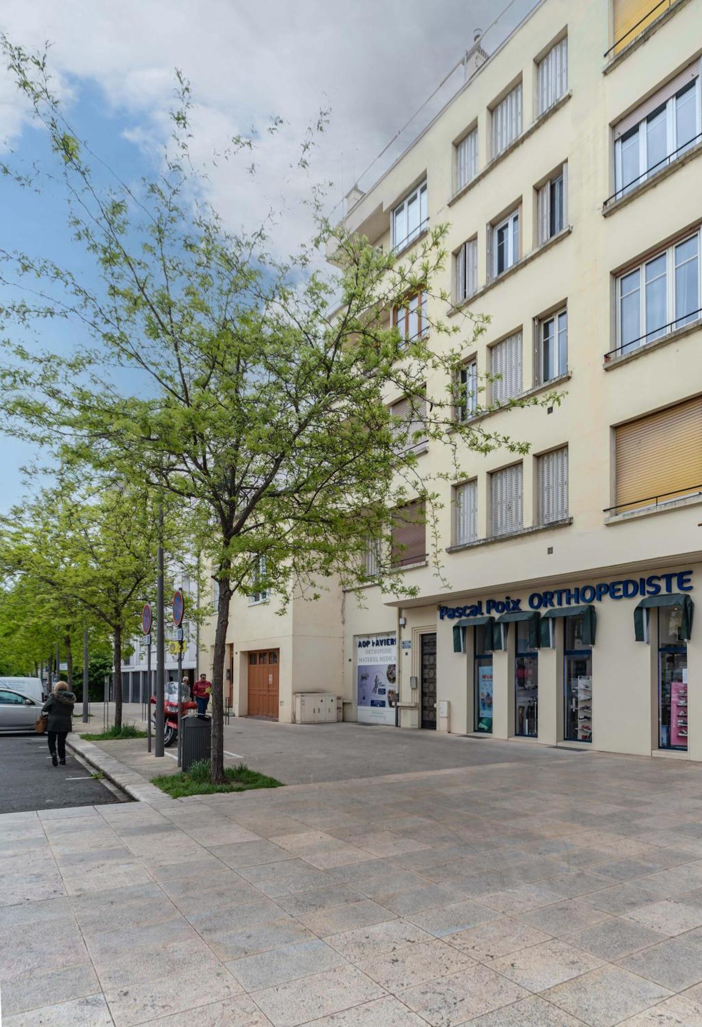 Le Lasteyras - Appartement Charmant En Centre Ville Vichy Dış mekan fotoğraf