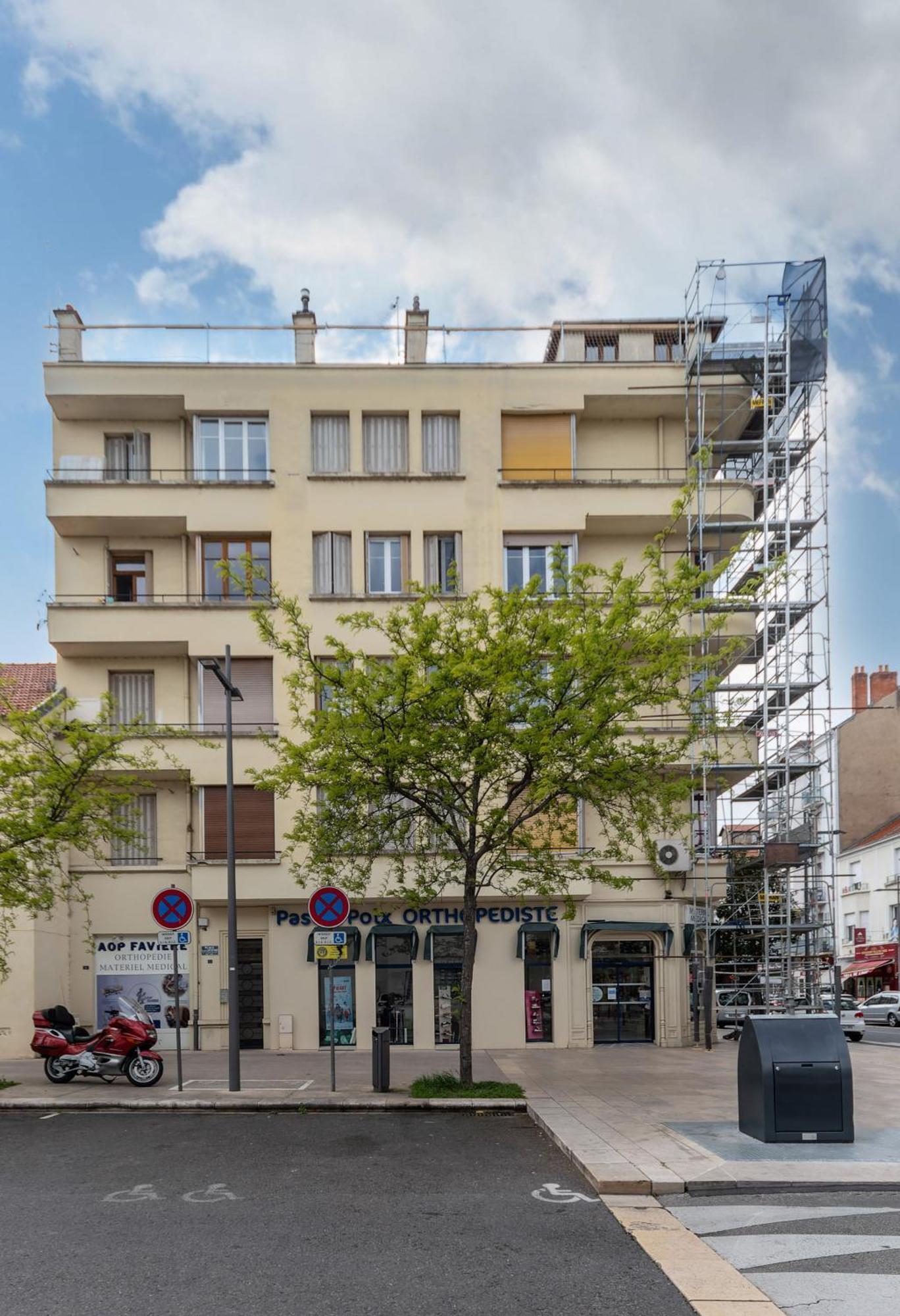 Le Lasteyras - Appartement Charmant En Centre Ville Vichy Dış mekan fotoğraf