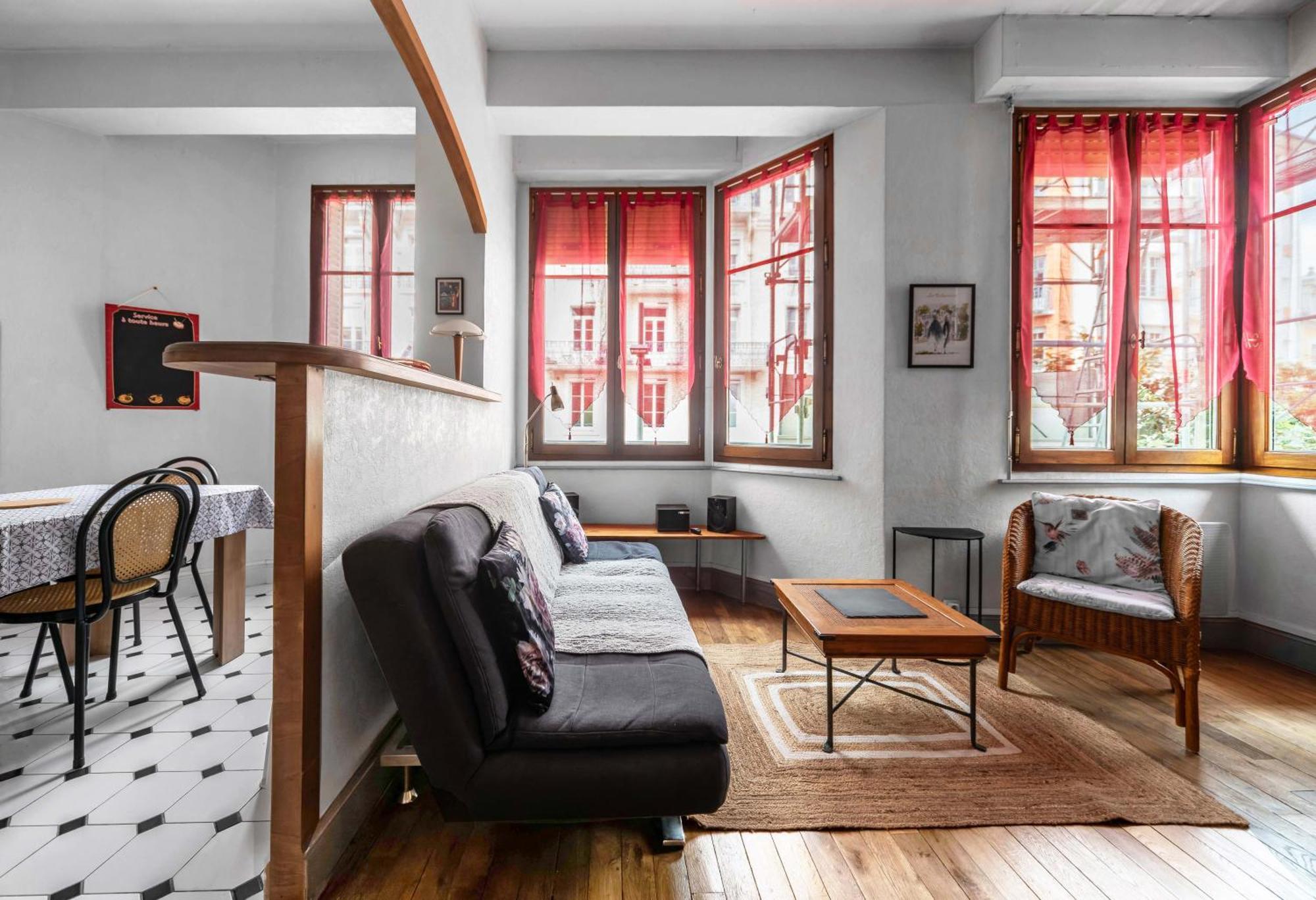 Le Lasteyras - Appartement Charmant En Centre Ville Vichy Dış mekan fotoğraf